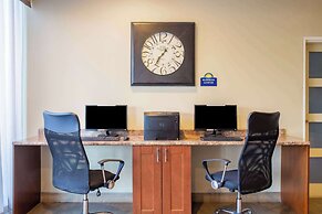 Days Inn & Conference Centre by Wyndham Cranbrook