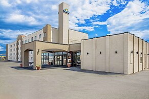 Days Inn & Conference Centre by Wyndham Cranbrook
