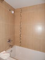 Days Inn & Conference Centre by Wyndham Cranbrook