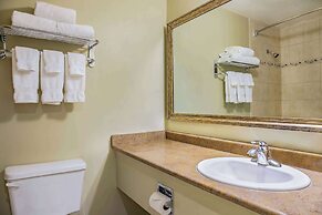 Days Inn & Conference Centre by Wyndham Cranbrook