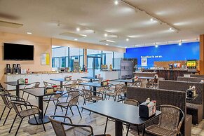 Days Inn & Conference Centre by Wyndham Cranbrook