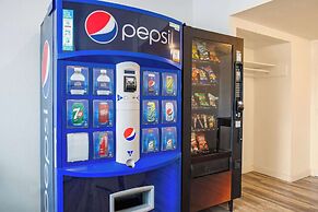 Days Inn & Conference Centre by Wyndham Cranbrook