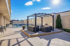 Days Inn & Conference Centre by Wyndham Cranbrook