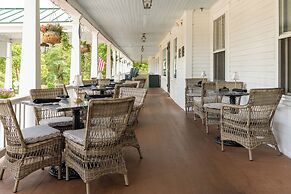 Eagle Mountain House & Golf Club