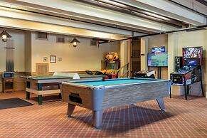 Eagle Mountain House & Golf Club