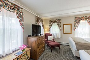 Eagle Mountain House & Golf Club