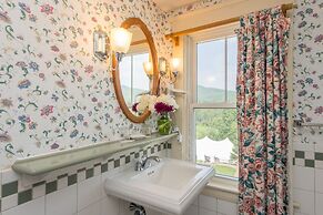 Eagle Mountain House & Golf Club