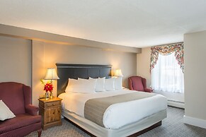 Eagle Mountain House & Golf Club