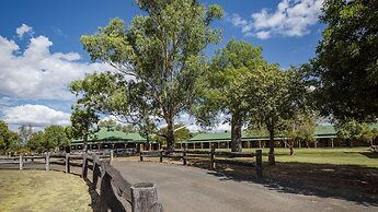 Overlander Homestead Motel