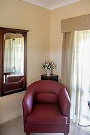 Overlander Homestead Motel