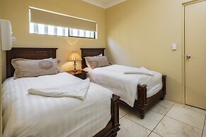 Overlander Homestead Motel