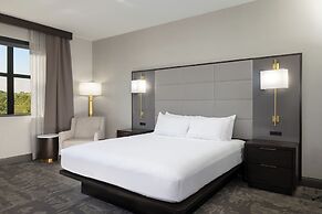 Hilton Promenade at Branson Landing