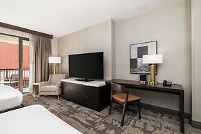Hilton Promenade at Branson Landing
