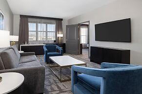 Hilton Promenade at Branson Landing