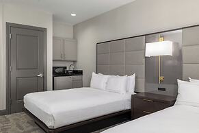 Hilton Promenade at Branson Landing