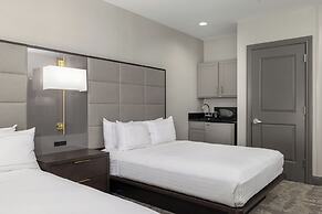Hilton Promenade at Branson Landing