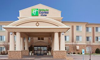 Holiday Inn Express & Suites Brandon, an IHG Hotel