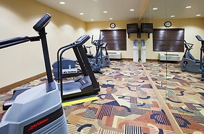 Holiday Inn Express & Suites Brandon by IHG