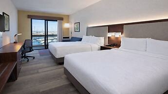 Holiday Inn Express Hotel & Suites Ventura by IHG