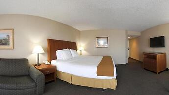 Holiday Inn Express Hotel & Suites Ventura by IHG