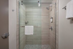 Holiday Inn Express Hotel & Suites Ventura by IHG