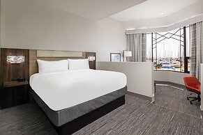 Holiday Inn Express Hotel & Suites Ventura by IHG
