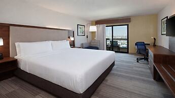 Holiday Inn Express Hotel & Suites Ventura by IHG