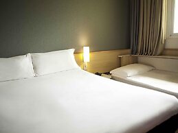 ibis Criciúma