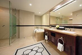 Paramount Gallery Hotel