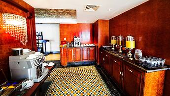 Paramount Gallery Hotel