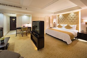 Paramount Gallery Hotel