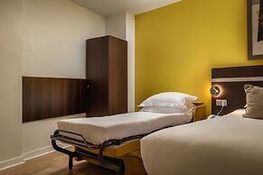 Hotel Arc de Triomphe