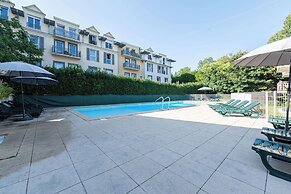 Zenitude Aparthotel Evian Terrasses du Lac Ascend Collection