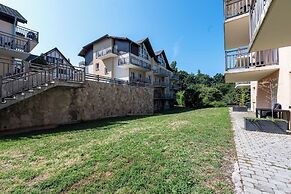 Zenitude Aparthotel Evian Terrasses du Lac Ascend Collection