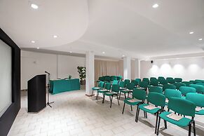 Cormoran Hotel & Residence