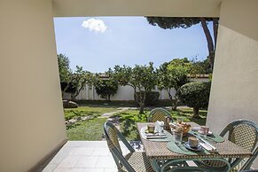 Cormoran Hotel & Residence