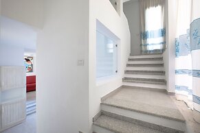 Cormoran Hotel & Residence
