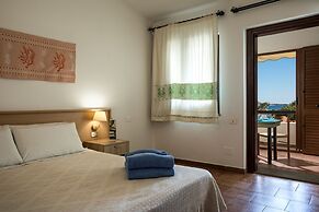 Cormoran Hotel & Residence