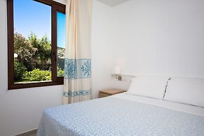 Cormoran Hotel & Residence