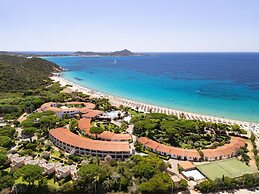 Cormoran Hotel & Residence