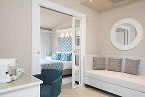 Cormoran Hotel & Residence