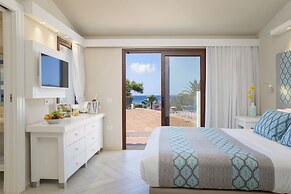 Cormoran Hotel & Residence