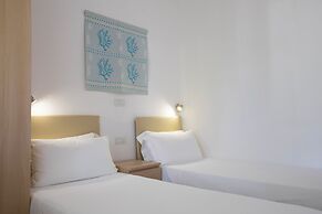 Cormoran Hotel & Residence