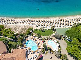Cormoran Hotel & Residence