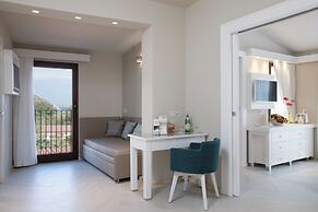 Cormoran Hotel & Residence