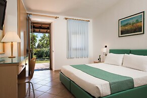 Cormoran Hotel & Residence