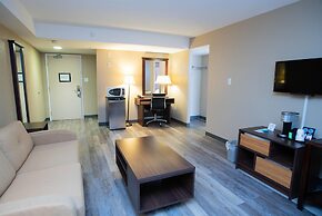 Super 8 by Wyndham Mississauga