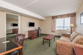 Super 8 by Wyndham Mississauga