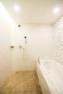 Metropolo Classiq Shanghai Nanjing Road East Hotel