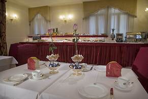 Hotel A LA Commedia
